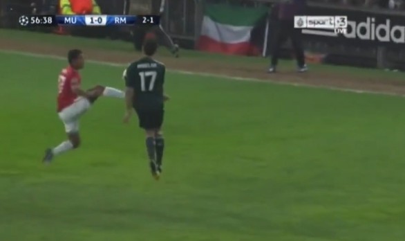 星空体育网址-纳尼：踢皇马染红后弗格森情绪低落没有抗议，我第一次看到他这样