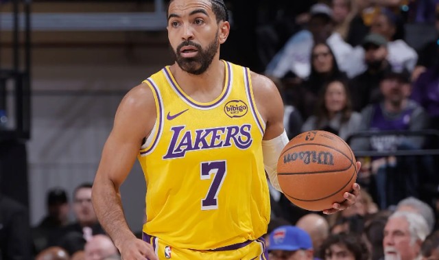 星空登录入口-太理想化了吧？湖人球迷真的指望毫无得分能力的替补后场拯救球队