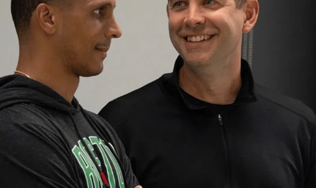 星空官方网站-马祖拉谈史蒂文斯：我们的关系很特别，我曾是他手下的教练